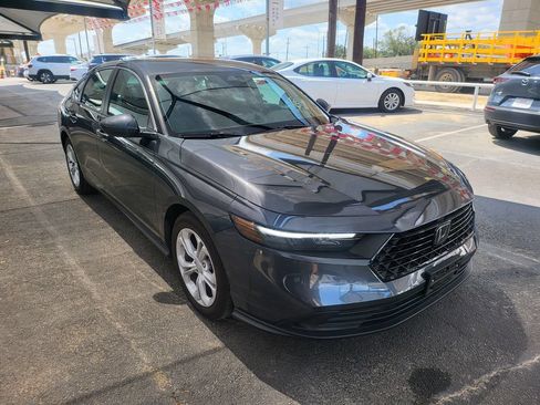 Used 2025 Honda Accord LX image 2
