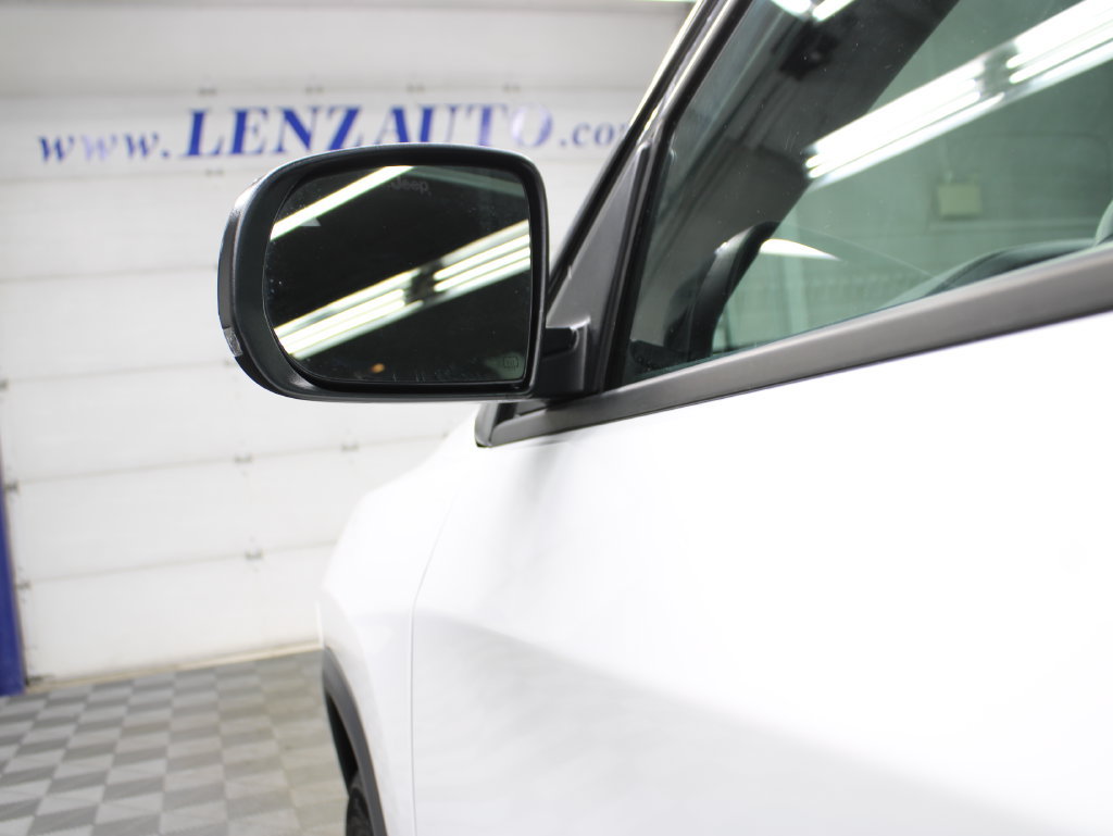 Used 2025 Jeep Compass Limited AWD/4WD image 60