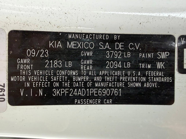 Used 2023 Kia Forte LXS w/ LXS Technology Package FWD image 13