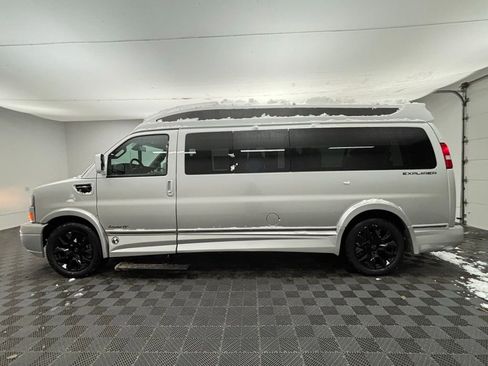 New 2025 GMC Savana 2500 Extended w/ Driver Convenience Package image 15