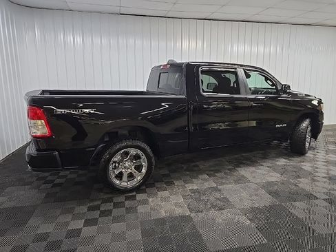 Used 2022 RAM 1500 Big Horn AWD/4WD image 3