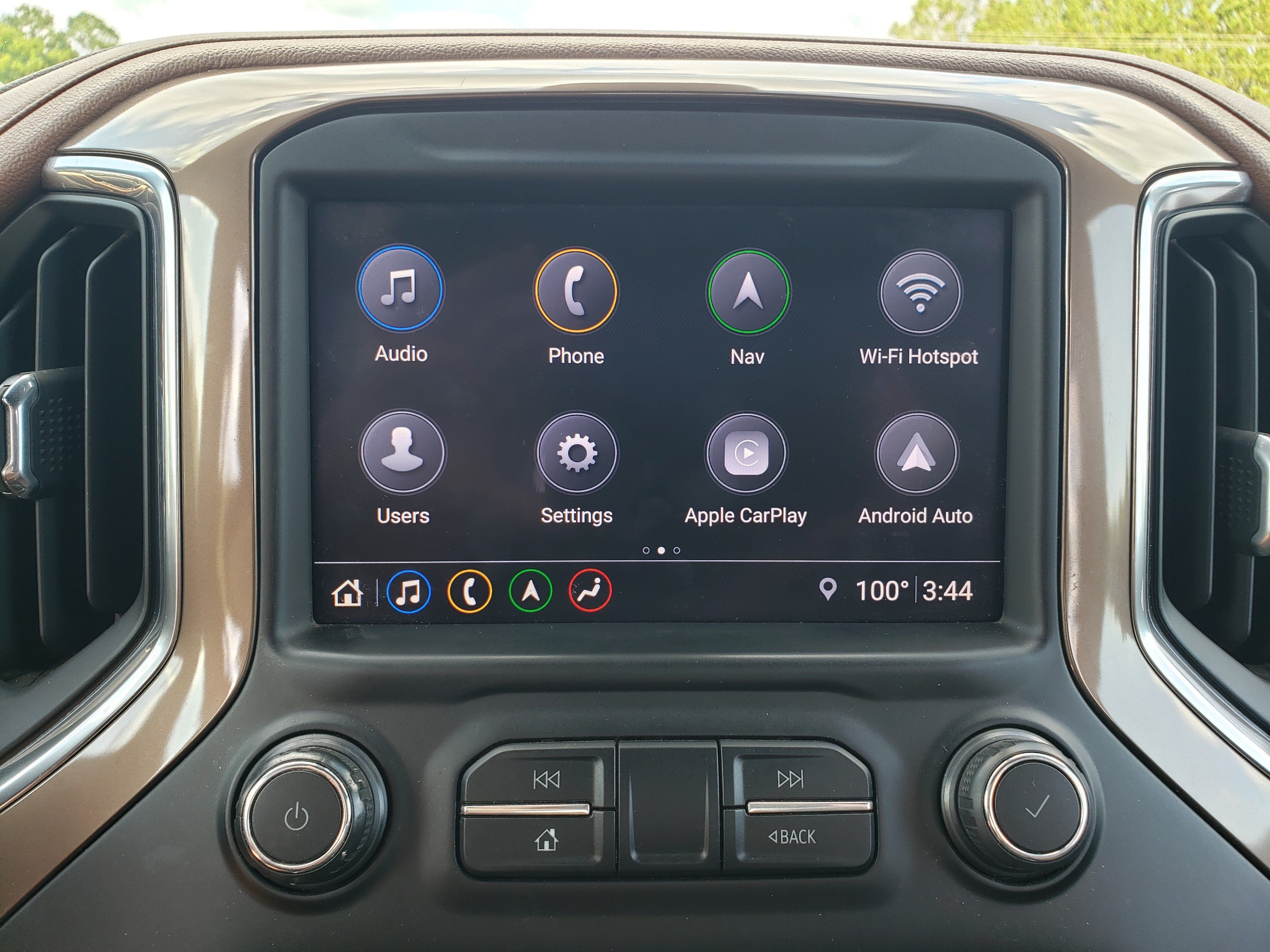 Used 2019 Chevrolet Silverado 1500 High Country w/ Technology Package AWD/4WD image 21