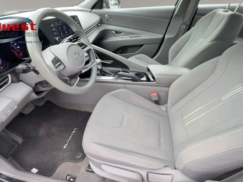 Used 2022 Hyundai Elantra SEL FWD image 22