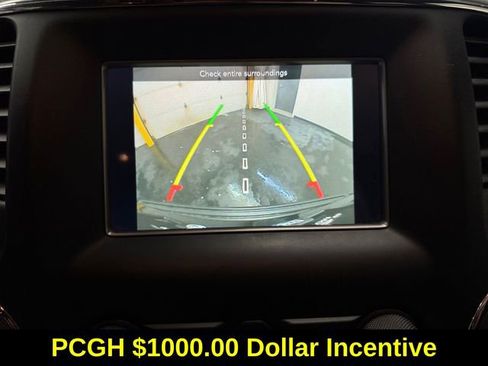 Used 2021 Jeep Grand Cherokee Laredo w/ Security & Convenience Group image 15