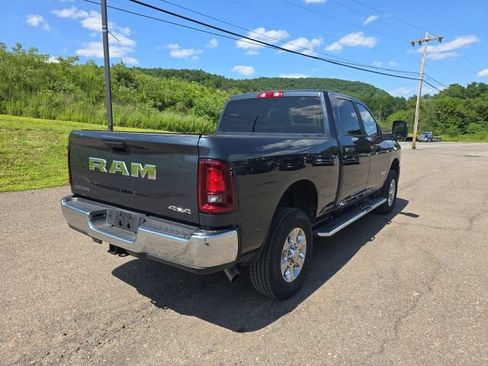 Used 2026 RAM 2500 Big Horn AWD/4WD image 7