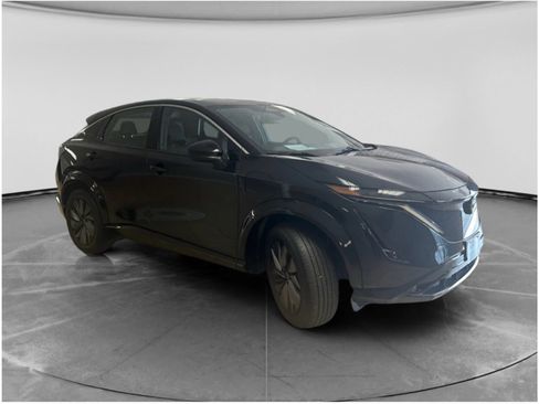 Used 2023 Nissan Ariya FWD image 2