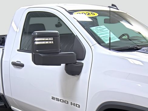 Used 2025 Chevrolet Silverado 2500 W/T w/ WT Convenience Package AWD/4WD image 15