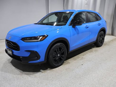 New 2026 Honda HR-V Sport image 3