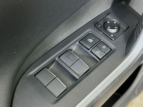 Used 2020 Toyota RAV4 XSE image 29