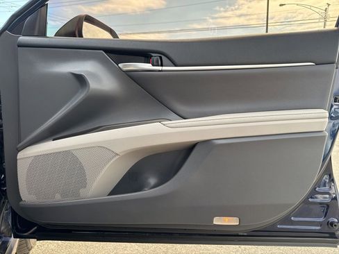 Used 2021 Toyota Camry XSE image 22