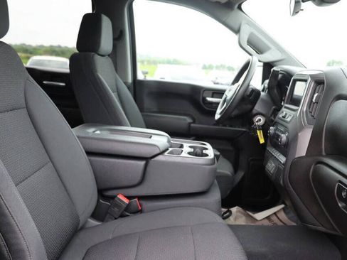 Used 2021 Chevrolet Silverado 1500 Custom Trail Boss w/ Safety Confidence Package AWD/4WD image 15