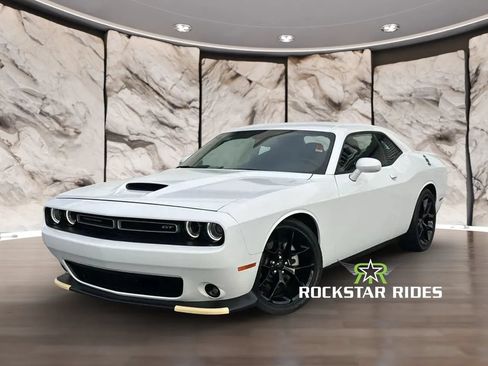 Used 2022 Dodge Challenger GT RWD image 11