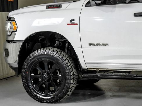 Used 2022 RAM 2500 Tradesman w/ Chrome Appearance Group image 12