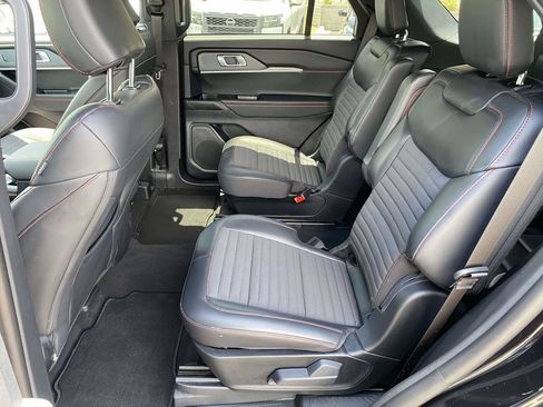 Used 2026 Ford Explorer ST-Line AWD/4WD image 11