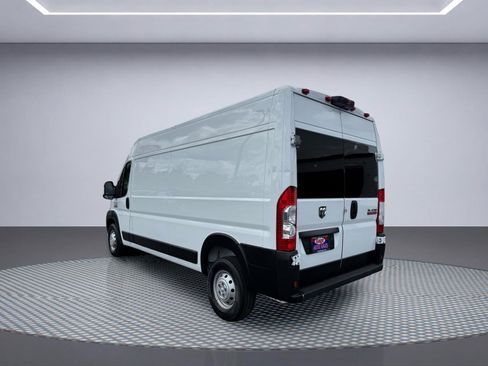 Used 2021 RAM ProMaster 2500 FWD image 4