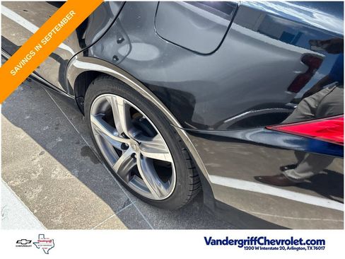 Used 2017 Lexus IS 200t w/ Premium Package RWD image 10