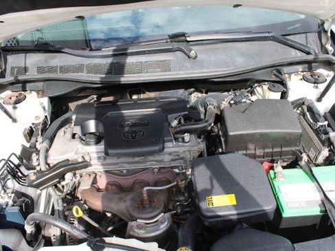 Used 2012 Toyota Camry SE FWD image 30