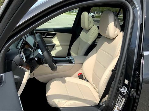 Certified 2025 Mercedes-Benz GLC 300 4MATIC image 12