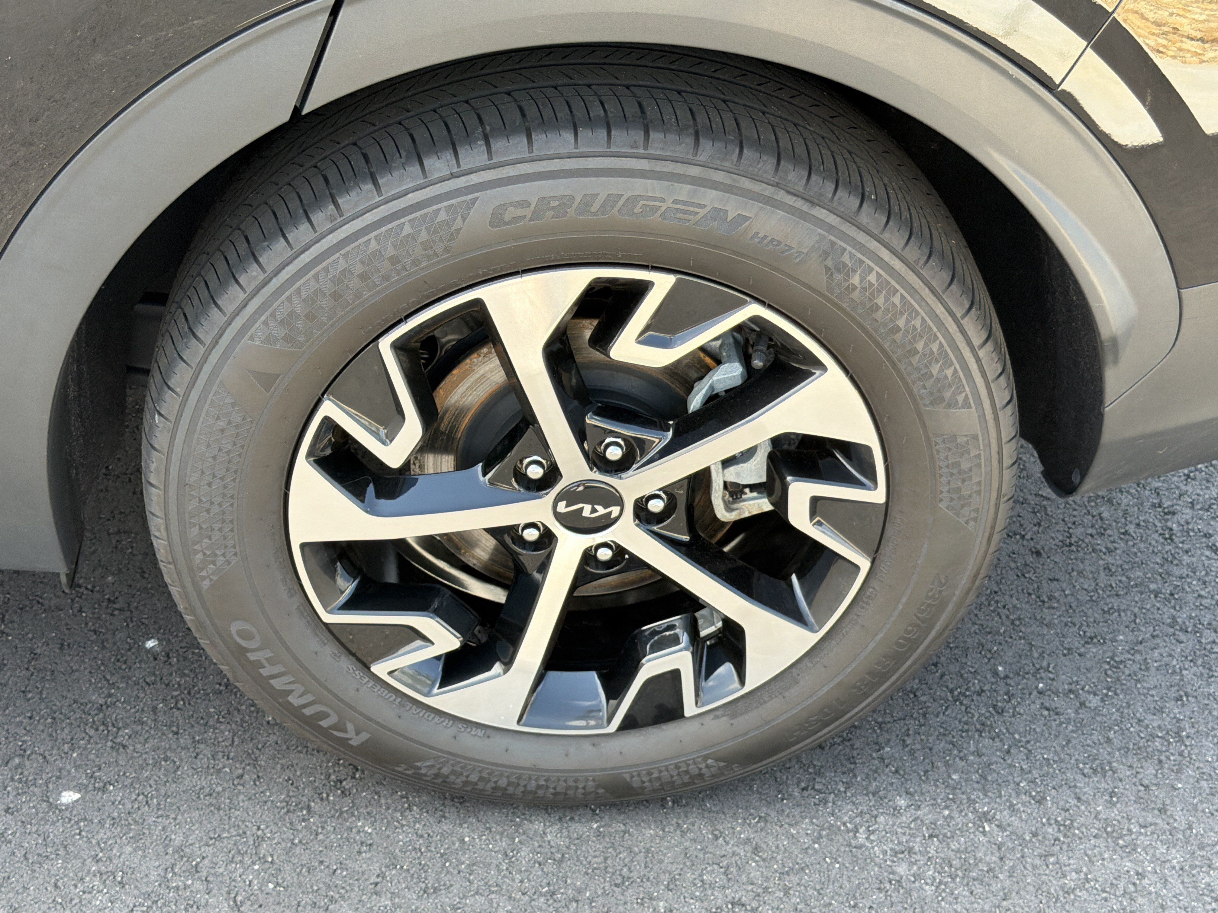 Certified 2024 Kia Sportage EX FWD image 19
