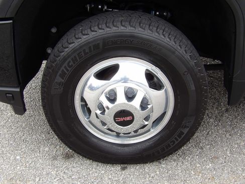 Used 2023 GMC Sierra 3500 Denali w/ Denali Ultimate Package image 62