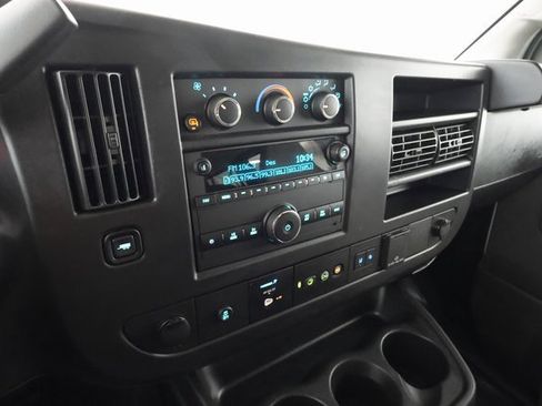 Used 2024 Chevrolet Express 3500 LT w/ LT Preferred Equipment Group image 13