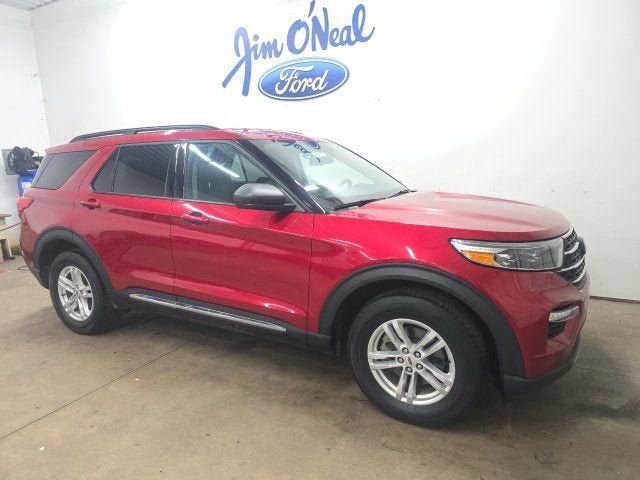 Used 2023 Ford Explorer XLT w/ Equipment Group 202A AWD/4WD image 1