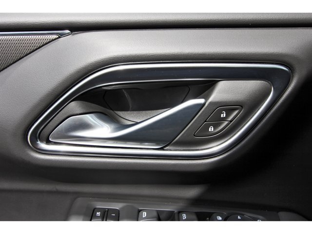Used 2024 GMC Yukon AT4 w/ AT4 Premium Package AWD/4WD image 23
