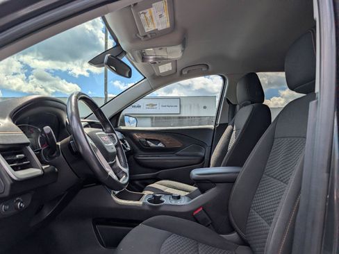 Used 2018 GMC Terrain SLE w/ Driver Convenience Package AWD/4WD image 8