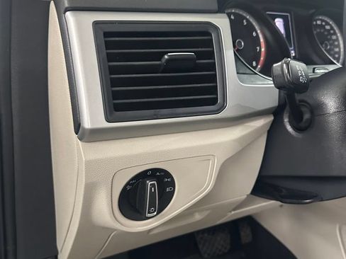 Used 2021 Volkswagen Atlas SE AWD/4WD image 14