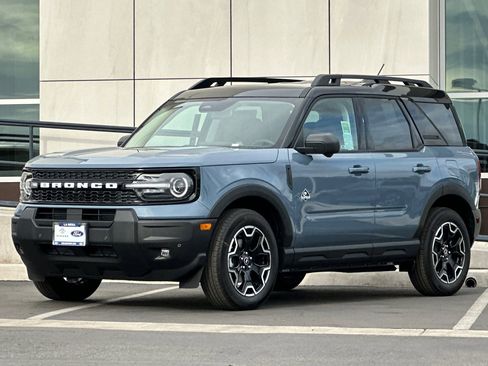 New 2025 Ford Bronco Sport Outer Banks w/ Outer Banks Tech Package+ image 7