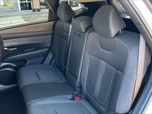 Certified 2025 Hyundai Tucson SEL image 18