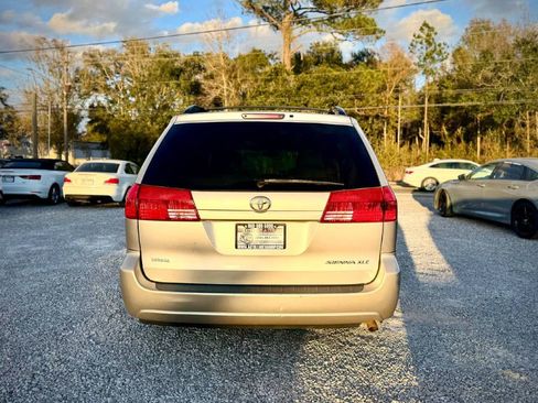 Used 2004 Toyota Sienna XLE image 3
