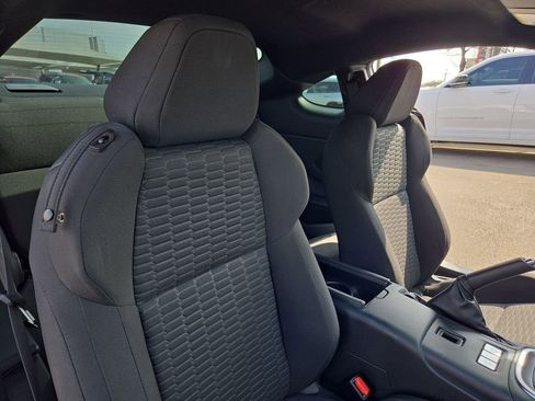 Used 2024 Toyota GR86 image 31