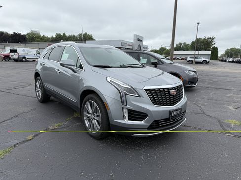 Used 2025 Cadillac XT5 Premium Luxury AWD/4WD image 8