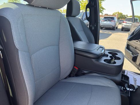 Used 2024 RAM 2500 Big Horn w/ Bed Utility Group image 30