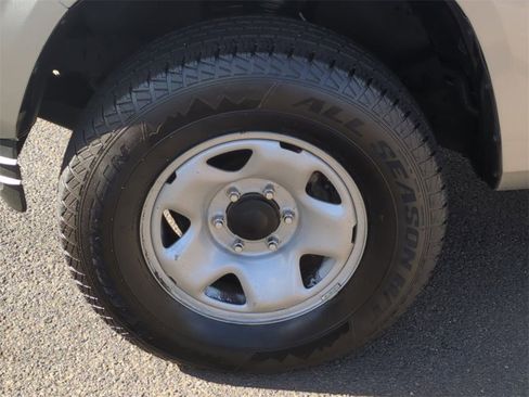 Used 2022 Toyota Tacoma SR image 10