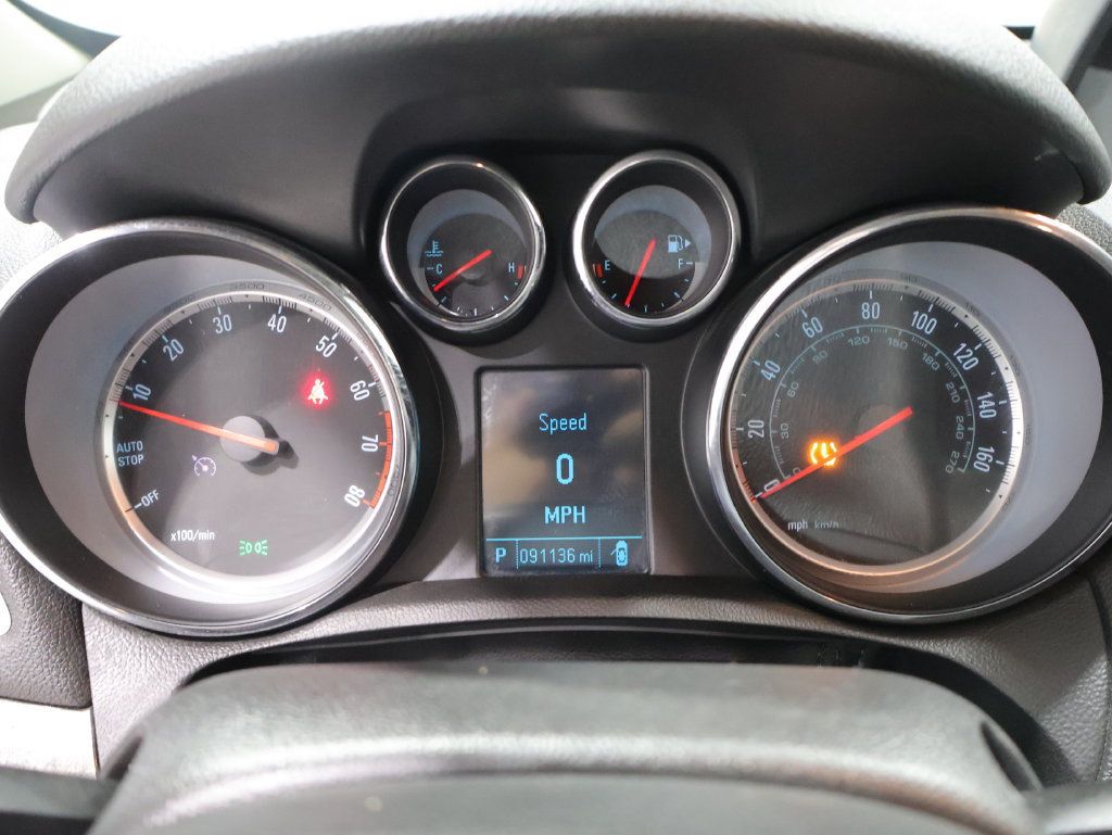 Used 2016 Buick Encore Sport Touring AWD/4WD image 38