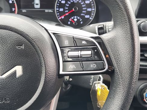 Certified 2023 Kia Forte LXS image 27