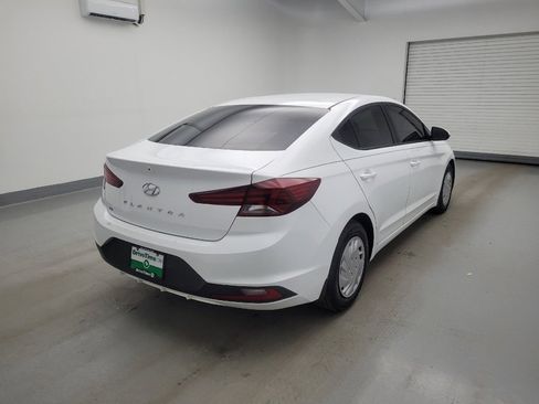 Used 2019 Hyundai Elantra SE w/ Cargo Package FWD image 9