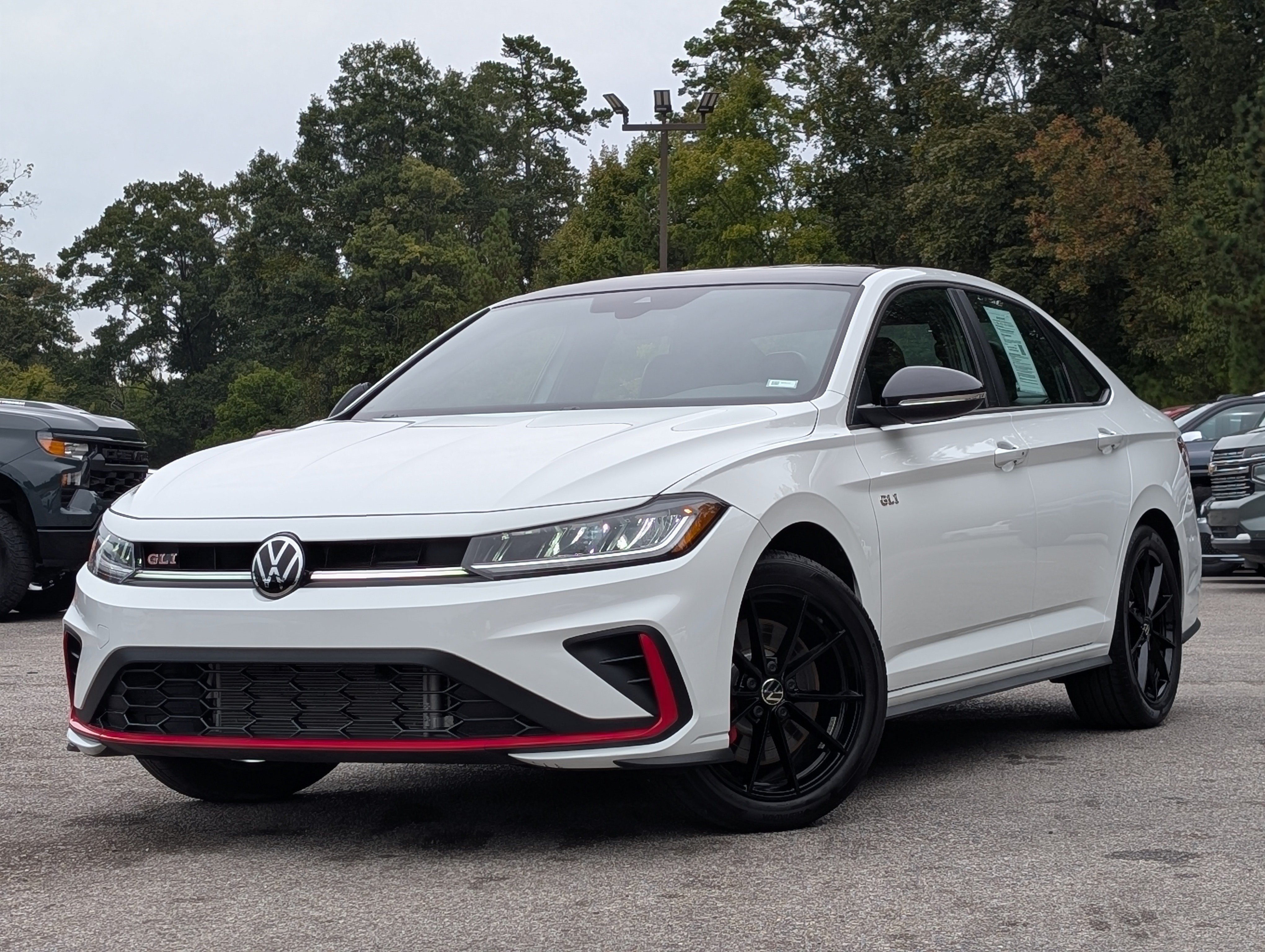 Used 2026 Volkswagen Jetta GLI Autobahn FWD image 4