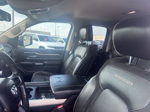 Used 2019 RAM 1500 Laramie AWD/4WD image 28