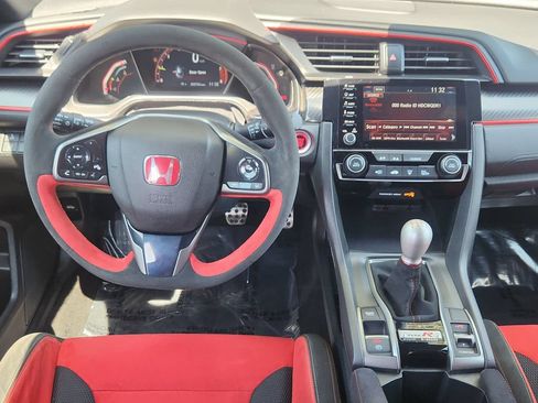 Used 2021 Honda Civic Type R image 3