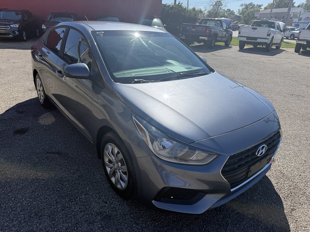Used 2018 Hyundai Accent SE FWD image 1