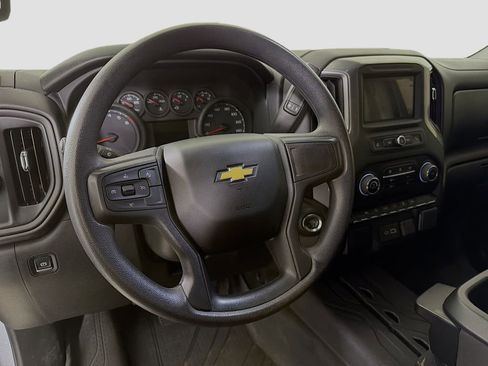 Used 2024 Chevrolet Silverado 1500 Custom image 14