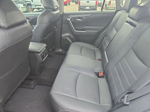 Certified 2022 Toyota RAV4 XLE Premium image 14
