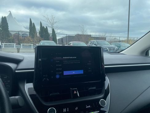 Used 2025 Toyota Corolla LE image 21