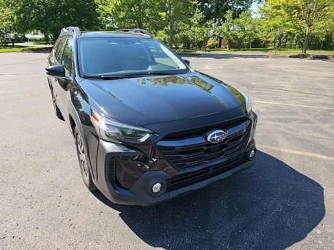 Used 2023 Subaru Outback Premium AWD/4WD image 8