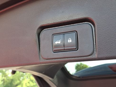 Certified 2023 Nissan Rogue SL w/ SL Premium Package AWD/4WD image 30