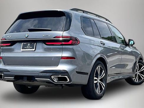 Used 2023 BMW X7 xDrive40i AWD/4WD image 4