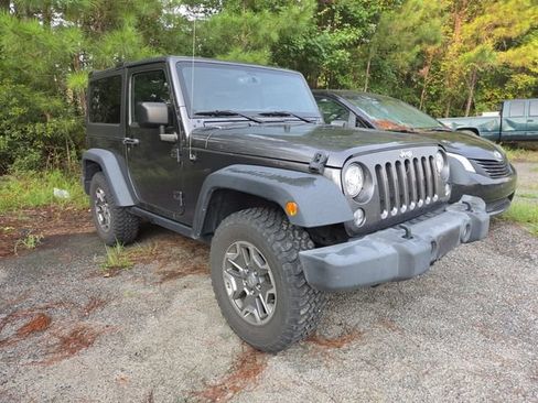 Used 2018 Jeep Wrangler Rubicon w/ Power Convenience Group AWD/4WD image 5